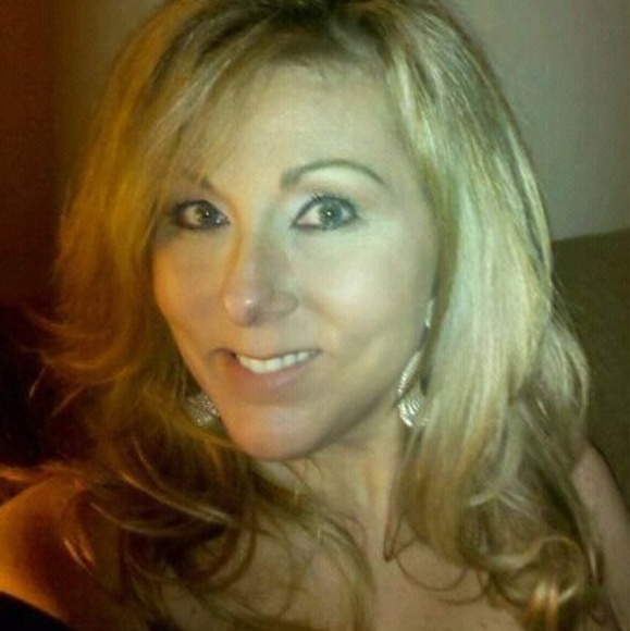 Meet your Posher, Sissy - Picture 7 of 7